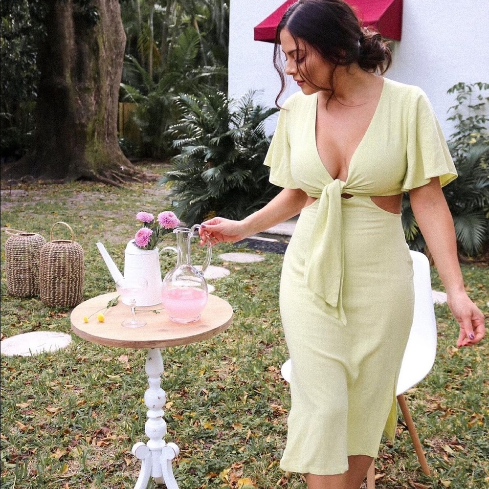 Green cutout midi dress
